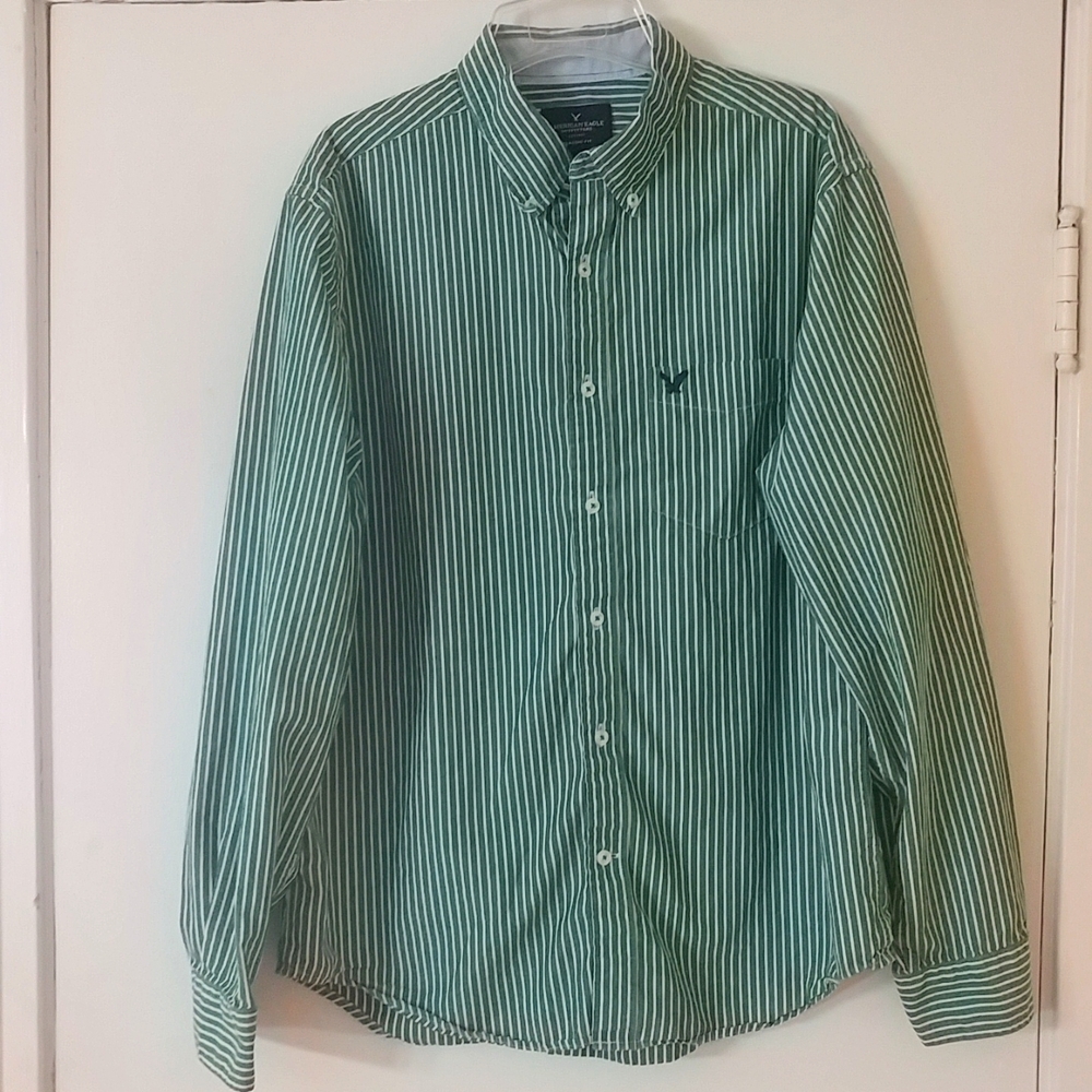 AMERICAN EAGLE Green Striped Shirt Classic Fit L